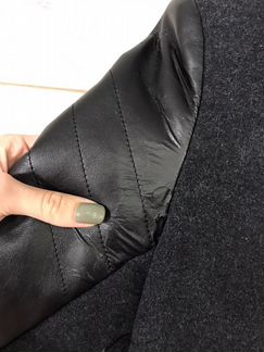 Пальто Belucci с кожаными рукавами