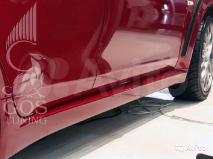 Накладки на пороги EVO на Mitsubishi Lancer X