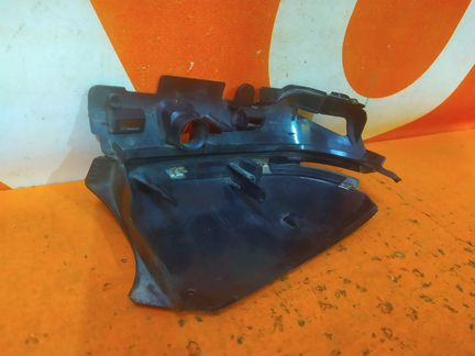 Крышка зеркала правая Toyota Camry 8 XV70 2017-Нв