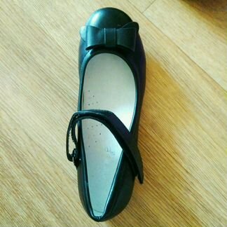 Туфли на девочку р. 34,35