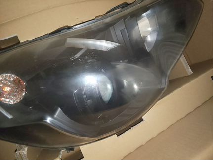 Фары Subaru Outback BR, BM, B14 (лев. руль)