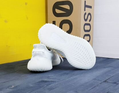 Adidas Yeezy boost 350 кроссовки новые женские
