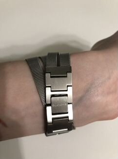 Часы swatch skin двойной ремешок миланского плетен