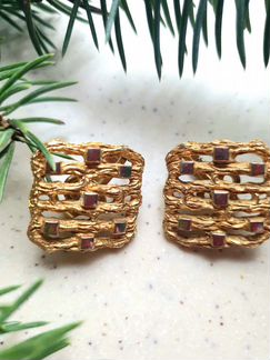 Винтажные клипсы. Trifari