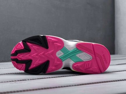 Кроссовки Adidas Falcon