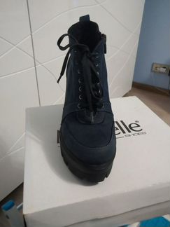 Сапоги демисезонные новые