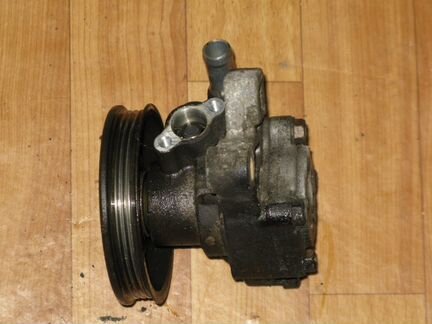 Honda CR-V RD1 95-01 насос гур