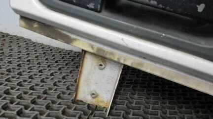 Дверь боковая правая передняя DAF XF 105, 2009