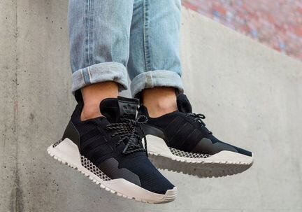 Adidas Originals H.F1.4 Primeknit PK 2 цвета