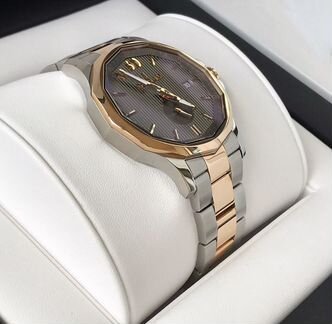 Новые. Corum Admiral Cup Gold 42мм