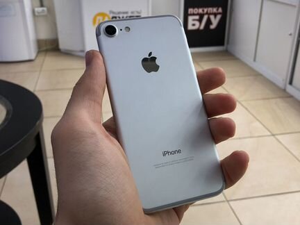 Телефон iPhone7