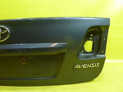 Крышка багажника Седан Toyota Avensis 3 T270 Серая