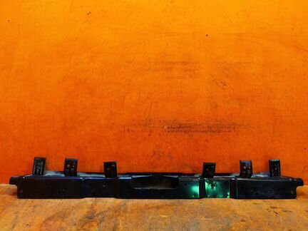 Панель передняя (суппорт радиатора) верхний