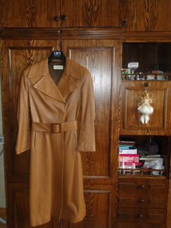 Кожаное пальто итальянское