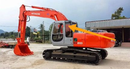 Стекло кузовное левое на Hitachi EX 200/300