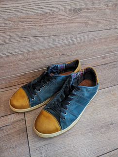 Кроссовки две пары натуральная кожа