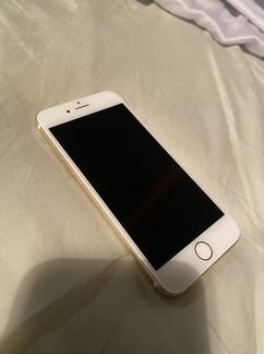 Продам iPhone 7