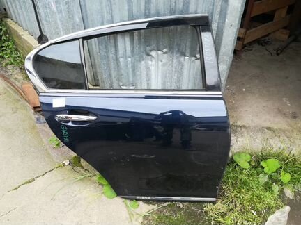 Дверь зад правая Lexus GS300 GS 300 GS450H