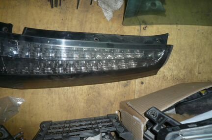 Фонарь задний правый Mitsubishi Grandis Грандис