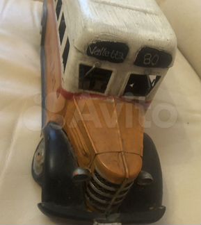 Модель автобуса с Мальты