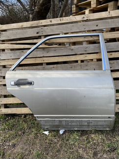 Задние двери w126