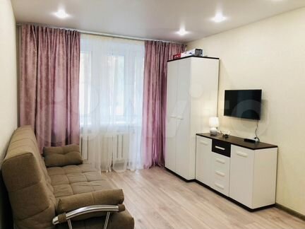 1-к квартира, 42 м², 1/9 эт.