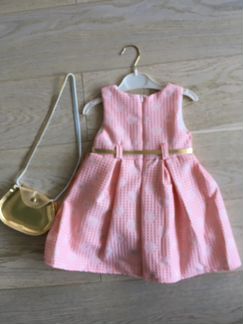 Платье на девочку новое