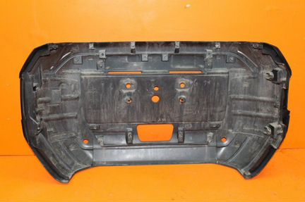 Крышка запасного колеса Mitsubishi Pajero 4