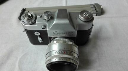 Зенит 3М с белым Гелиос-44 СССР отличное состояние