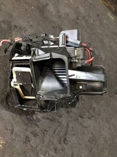 Мотор печки вентилятор печки BMW бмв f10 f07 f01