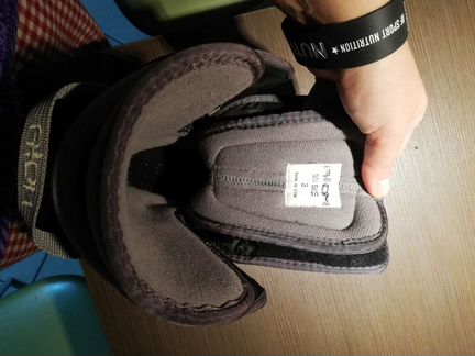 Ботинки сноубордические детские 22см atom