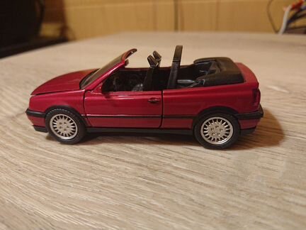 Volkswagen Golf Cabriolet 1/43 Schabak
