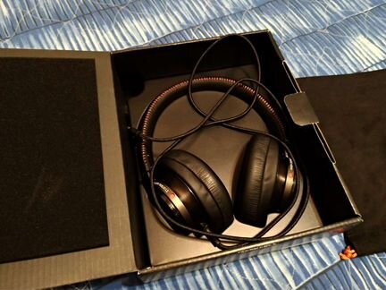 Philips Fidelio L2