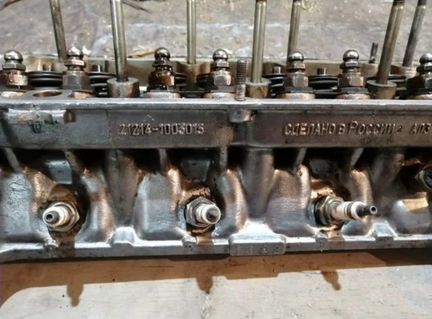 Головка блока цилиндров(инж) Ваз 21214