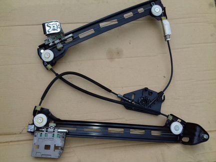 VW Passat CC стеклоподъёмник передний правый