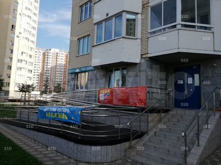 Продам торговое помещение, 130 м²