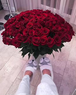 Розы В корзине