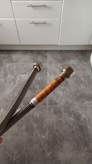 Гибкий газовый шланг