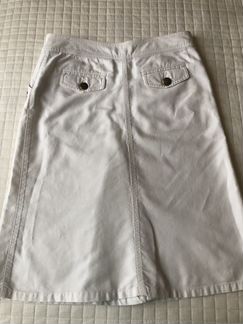 Burberry, юбка тонкая, белая джинса 42-44 размер