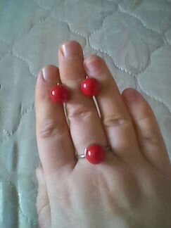 Кольцо и серьги из коралла