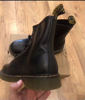 Женские ботинки Dr martens