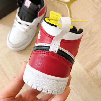 Детские кроссовки Nike air Jordan 1 mid