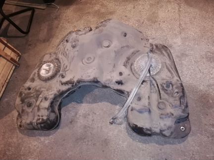 Мерседес ML W164 GL W164 Бак топливный