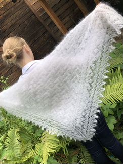 Пуховый белый платок ручной работы 130 см оренбург