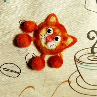 Валяные броши Кошарики Кузя и Буся