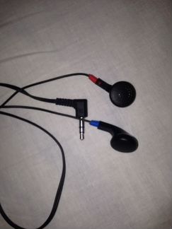 Наушники (новые) mini jack 3.5 mm
