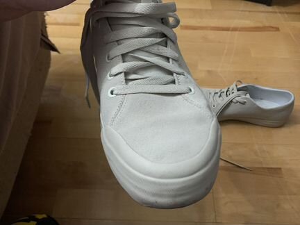 Dc shoes. Evan Lo Zero