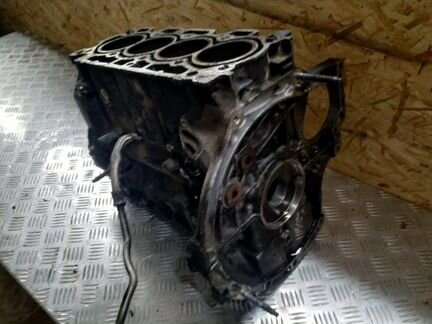 Блок цилиндров Citroen C3 A51 DV6dted 2010