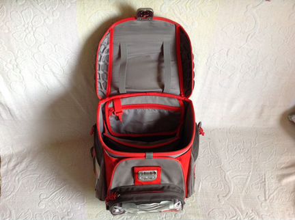 Рюкзак для мальчика с 1-3 классы