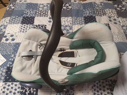 Автокресло Maxi Cosi Cabriofix 0+